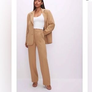 Good American Column Trouser